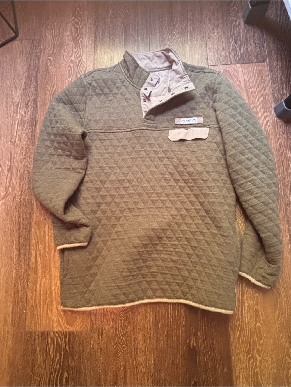 Magellan Outdoors Olive Green Quilted Pullover